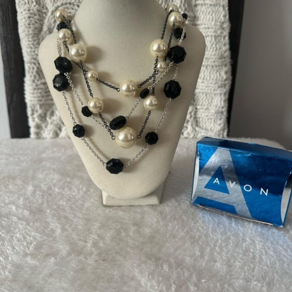 1980’s Vintage Necklace and Box